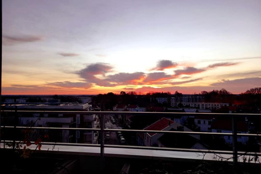 Le Nid : Rooftop Moderne Surplombant La Ville Nantes Exterior foto
